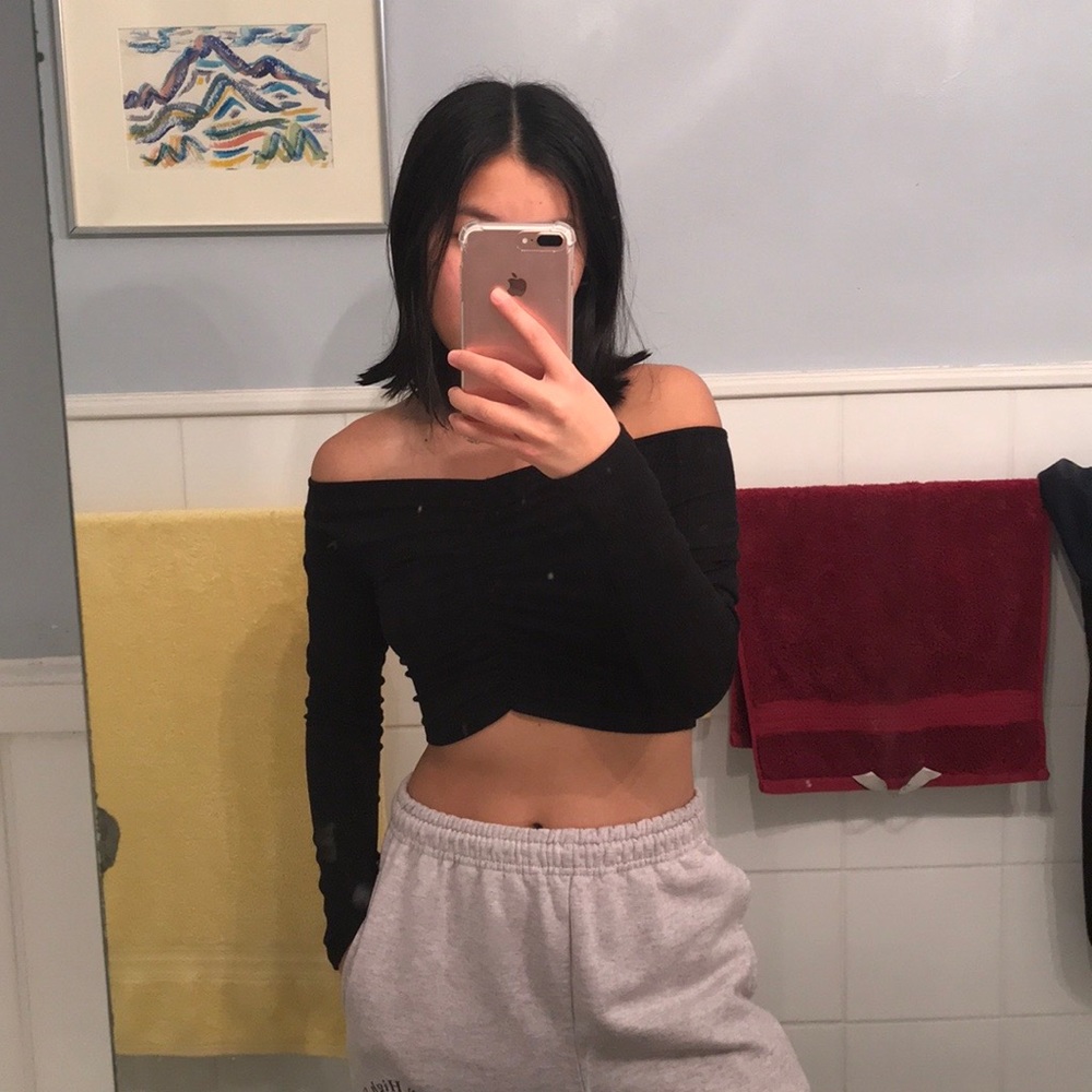 Off the Shoulder Black Long Sleeve Crop Top